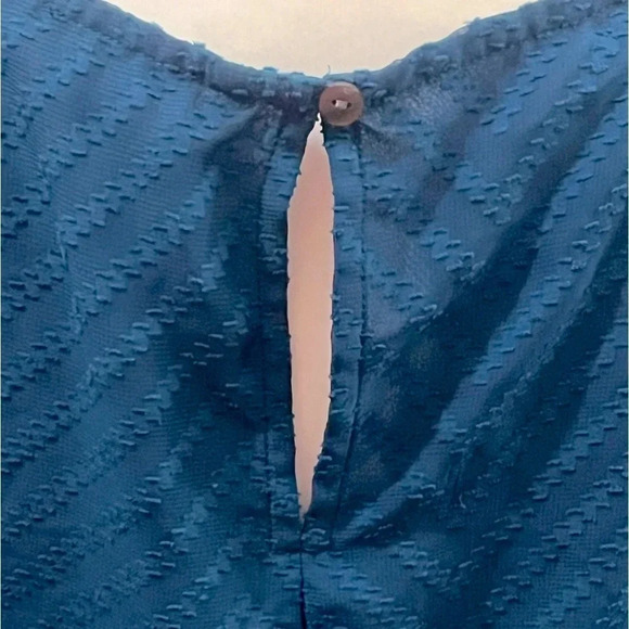 Ann Taylor Factory Textured Long Sleeve Blouse Womens Medium Blue NWOT - Picture 5 of 9